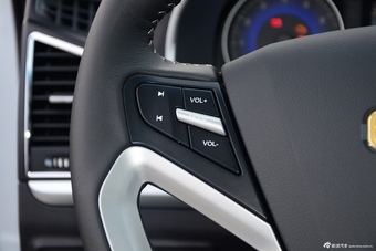 2016款吉利帝豪1.5L自动RS两厢向上版