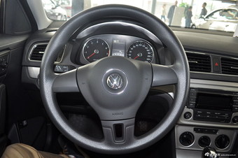 2013款朗逸1.6L自动舒适版 睿智金