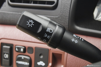 2013款比亚迪F3 1.5L手动舒适型