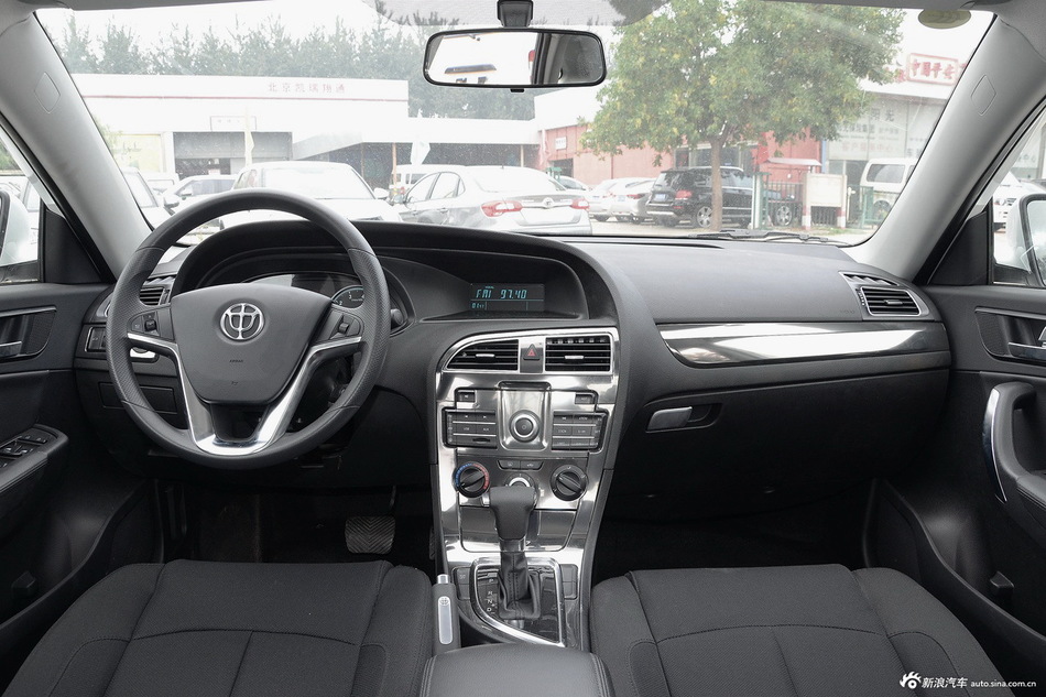 2017款中华H530 1.6L自动舒适型