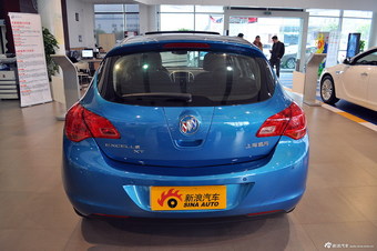 2014款英朗XT 1.6L自动时尚型 天际蓝