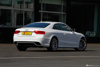 2014款奥迪RS5 Coupe 特别版