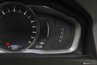 2015款沃尔沃XC60 2.0T T5 AWD智驭版