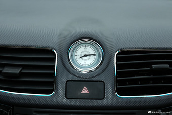 2014款五菱宏光S 1.2L手动舒适型