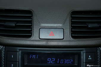 2014款五菱宏光 1.2L 手动标准型