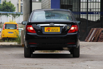 2015款比亚迪F3节能版1.5L手动豪华型