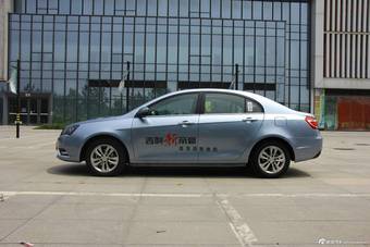 2014款新帝豪三厢1.3T CVT尊贵型到店实拍