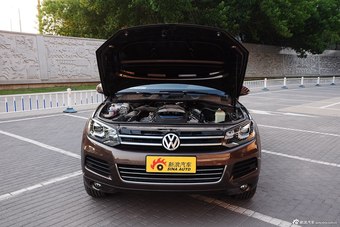2011款途锐V6 3.0 TSI汽油舒适型图片