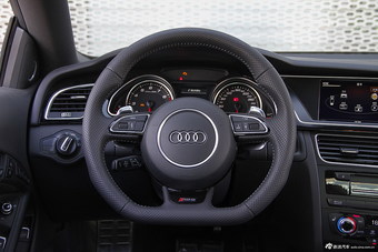 2014款奥迪RS5 Coupe 特别版