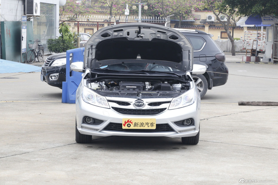 2015款速锐1.5L自动豪华型