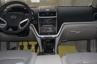 2016款吉利帝豪1.5L手动三厢时尚版