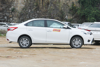 2014款威驰1.5L自动智尊版