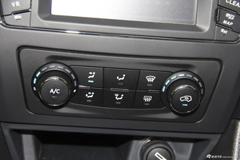 2016款北汽新能源EU系列EU260 电动