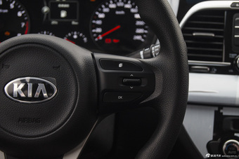 2014款起亚K4 1.8L自动GLS