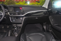 2015款V CROSS 1.5L手动智趣型