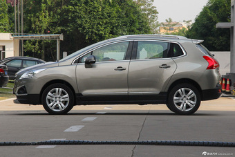 2015款东风标致3008 1.6T自动THP至尚版