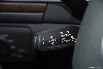 2015款奥迪A6L 35FSIquattro舒适型