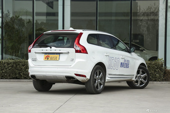2016款沃尔沃XC60 2.0T自动 T5 AWD智驭版