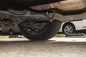 2013款花冠1.6L自动卓越版