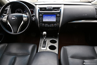 2013款天籁2.5L自动XL-NAVI豪华版