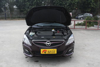 2015款海马M6 1.5T自动豪华型图片