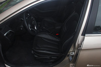 2015款V CROSS 1.5L手动智趣型