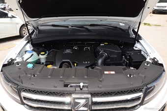 2016款众泰T600 1.5T手动尊贵型运动版