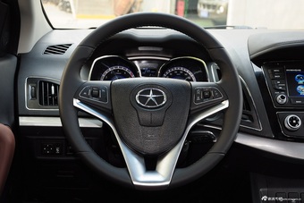 2015款瑞风S5 1.5TGDI手动豪华型