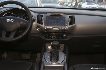 2015款智跑 2.0L自动两驱GLS