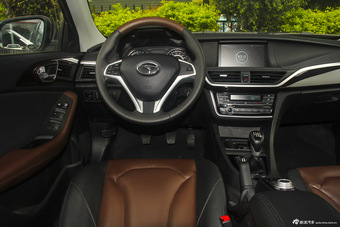 2015款V5菱致plus 1.5L手动智尊型