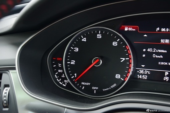 2016款奥迪A6L 2.5L自动30FSI特别版