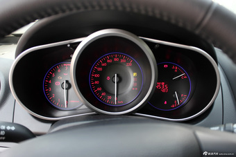 2014款一汽马自达CX-7 2.3T智能四驱运动版 到店实拍