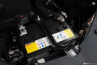 2015款汉兰达2.0T自动两驱豪华版