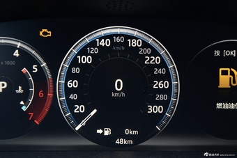 2016款捷豹XJL 3.0L自动SC四驱全景商务版