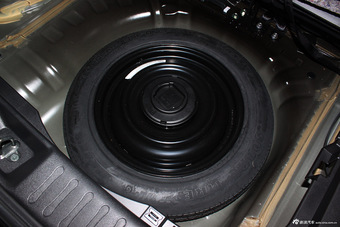 2014款英菲尼迪ESQ到店实拍