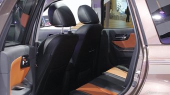 2015上海车展：海马S7T