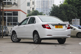 2015款比亚迪全新F3节能版1.5L手动舒适型