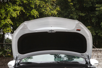 2016款昂科威2.0T自动四驱全能旗舰型28T