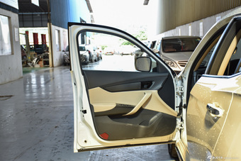 2015款绅宝CC 1.8T手动舒适版