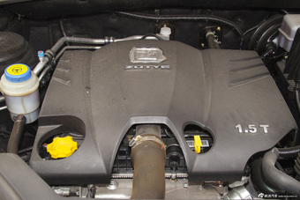 2015款众泰T600 1.5T手动尊贵型