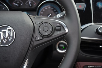 2015款昂科威20T两驱精英型