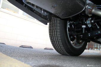 2016款傲虎 2.5L自动运动导航版