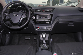 2015款起亚K2 1.4L自动Premium三厢