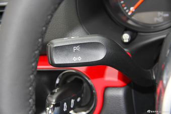 2015款保时捷Boxster Style Edition 2.7L自动