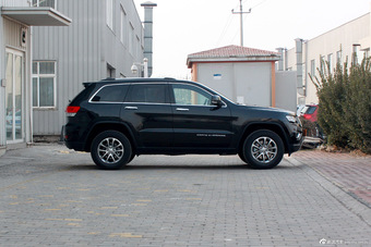 2015款大切诺基到店实拍