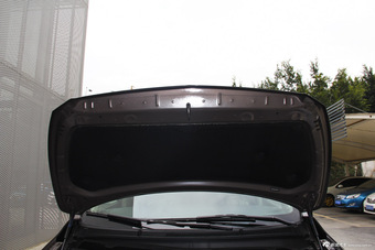 2014款GL8商务车3.0L自动GT豪华商务豪雅版