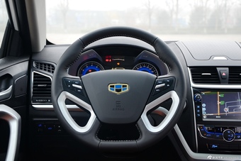 2016款吉利帝豪1.5L自动RS两厢向上版