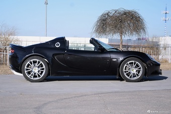 2015款Elise 1.8T手动S 幽灵黑