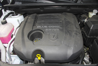 2016款长安CS75 2.0L手动舒适型国5