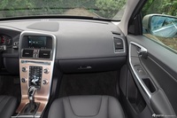 2016款沃尔沃XC60 2.0T 智进版